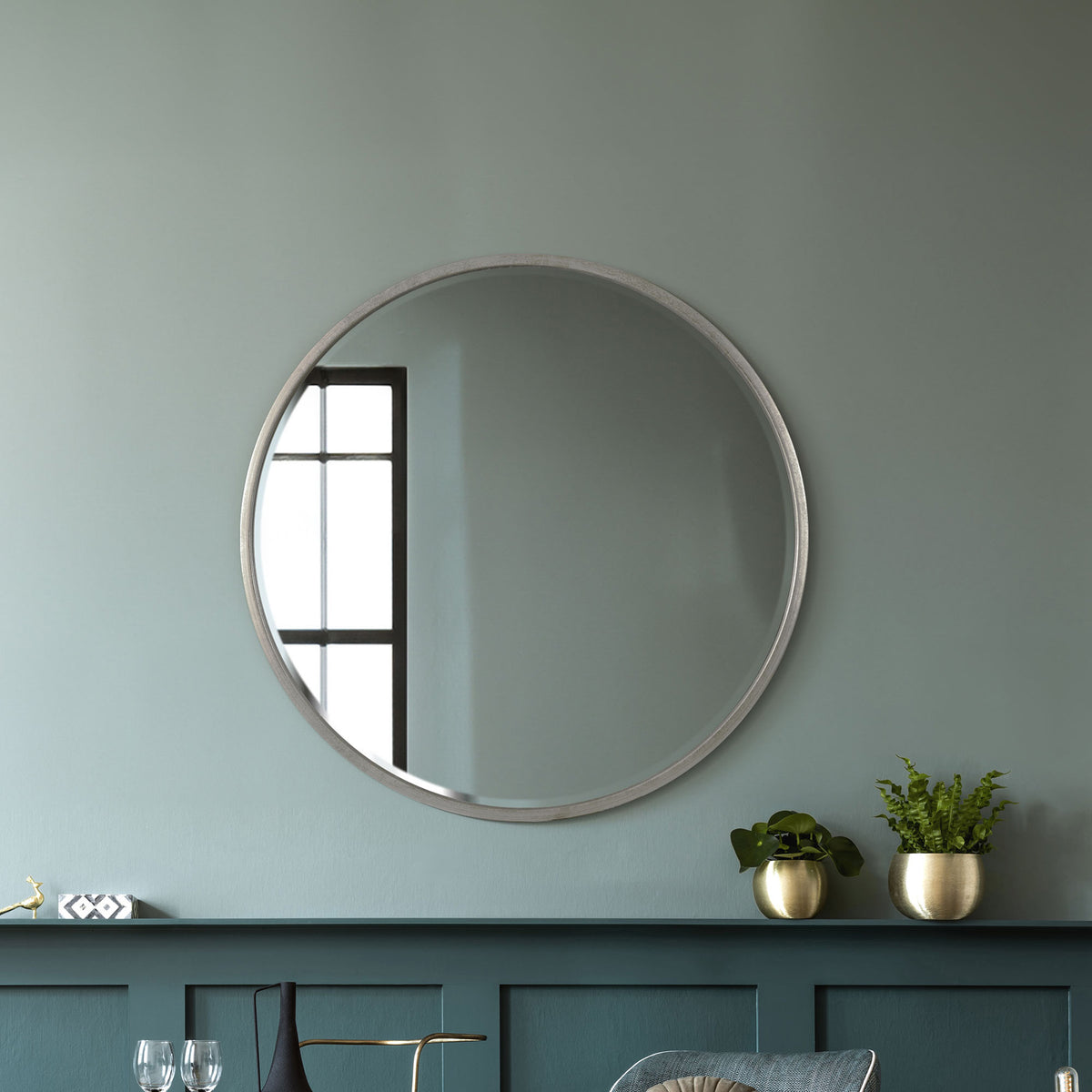 WVH® | The Textured Round | Antiqued Metal Wall-Mountable Mirrors