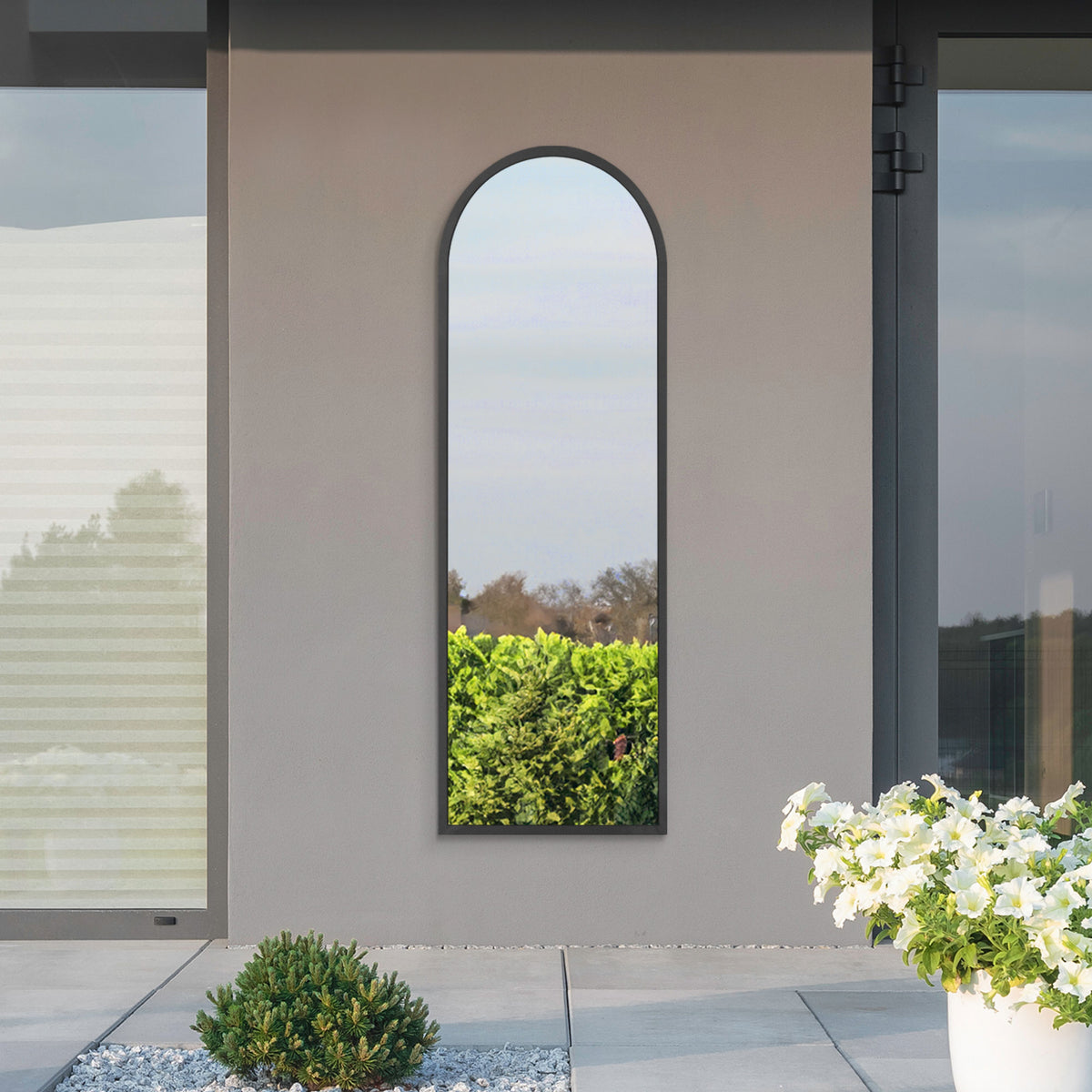 WVH® | The Arch | Metal Frame Leaner and Wall-Mountable Mirrors