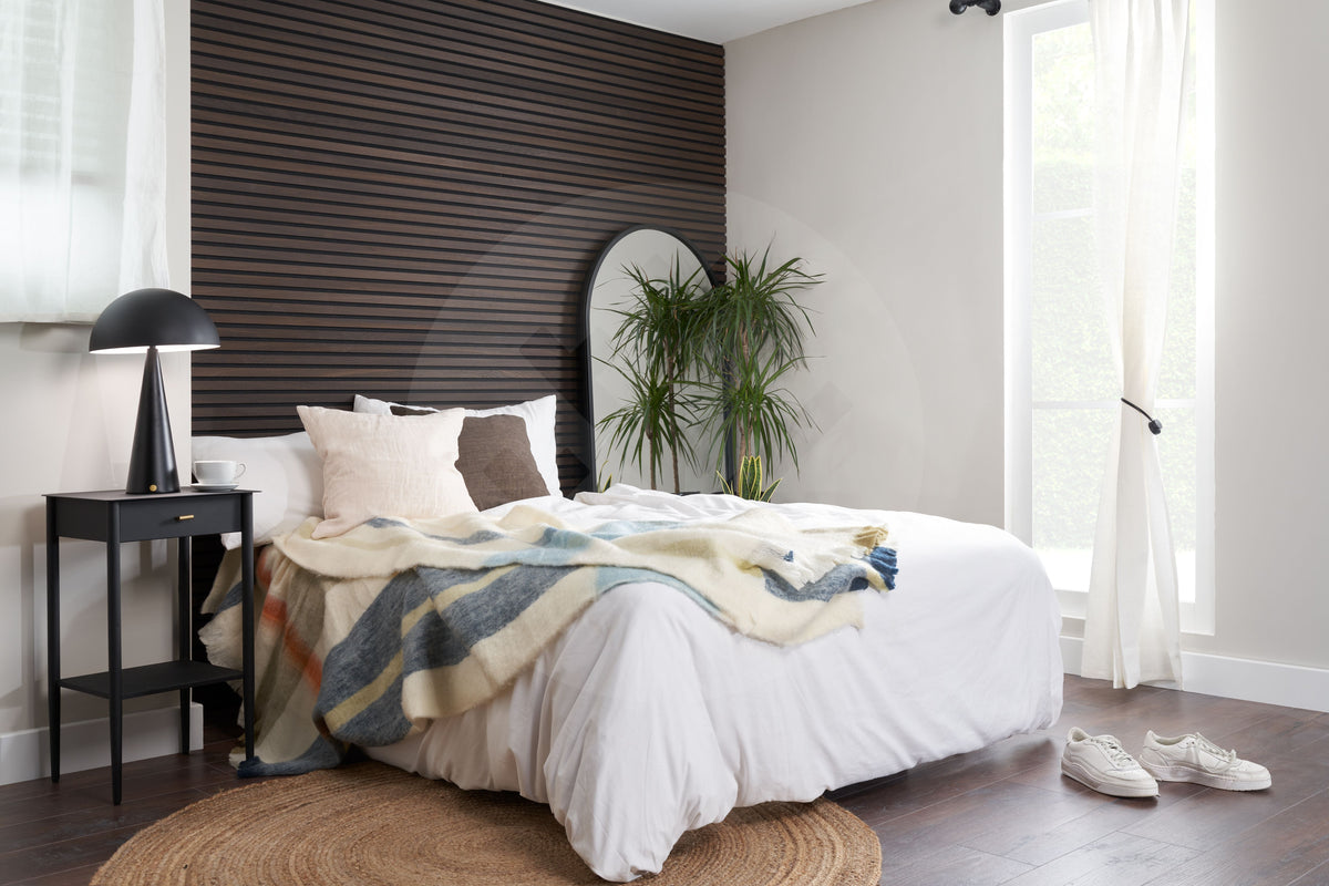 WVH® | The Arch | Metal Frame Leaner and Wall-Mountable Mirrors