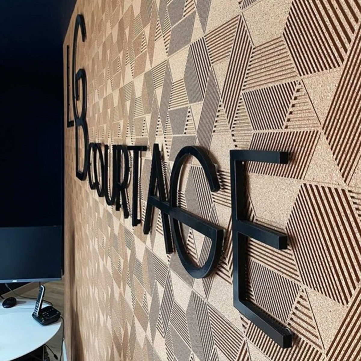 Muratto® Organic Strips Geometric Luxury Cork Wall Tiles