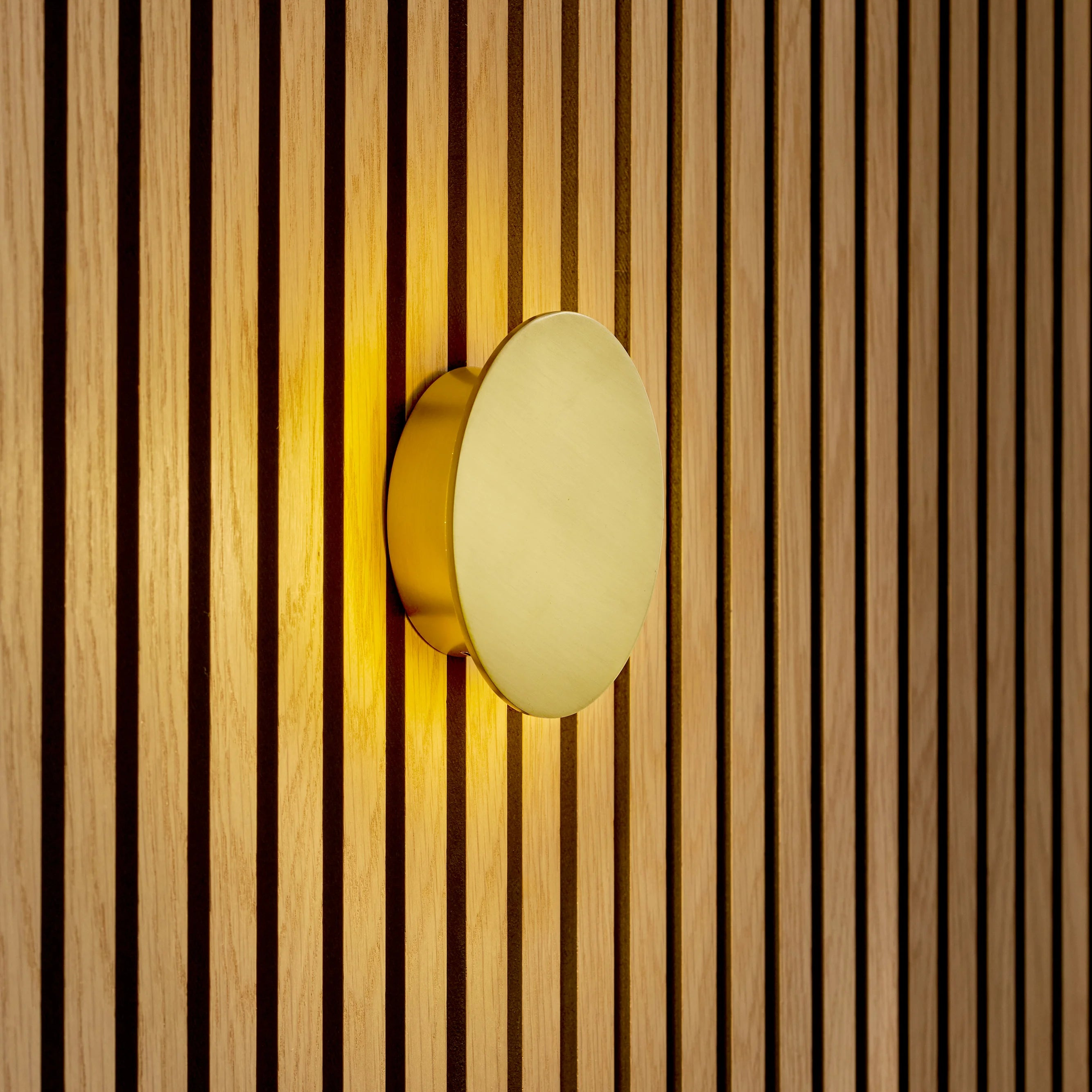 Acupanel® Glow Disc Wall-Mounted Rechargeable Lighting