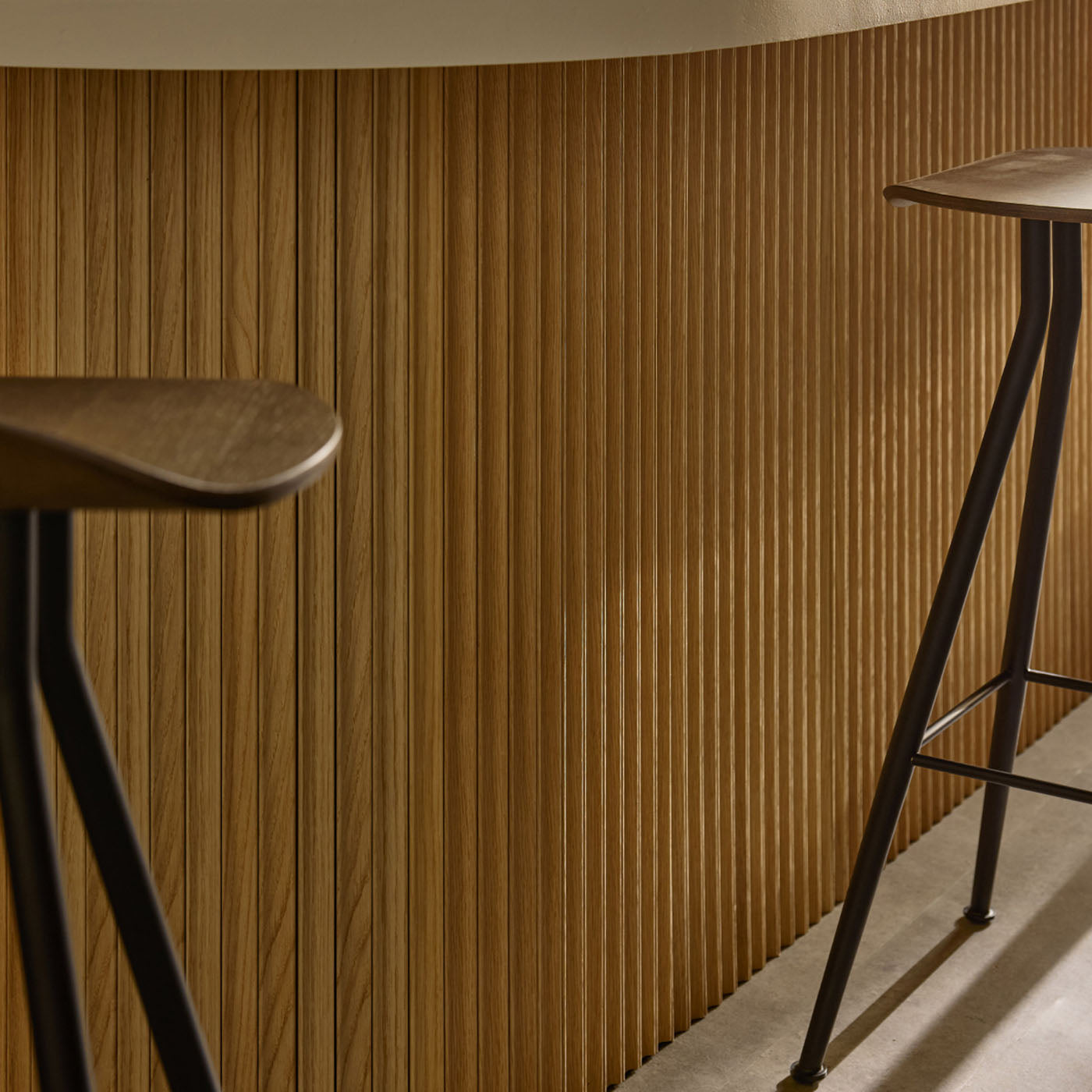 Flutto® Valley Oak Flexible Tambour Wood Panels