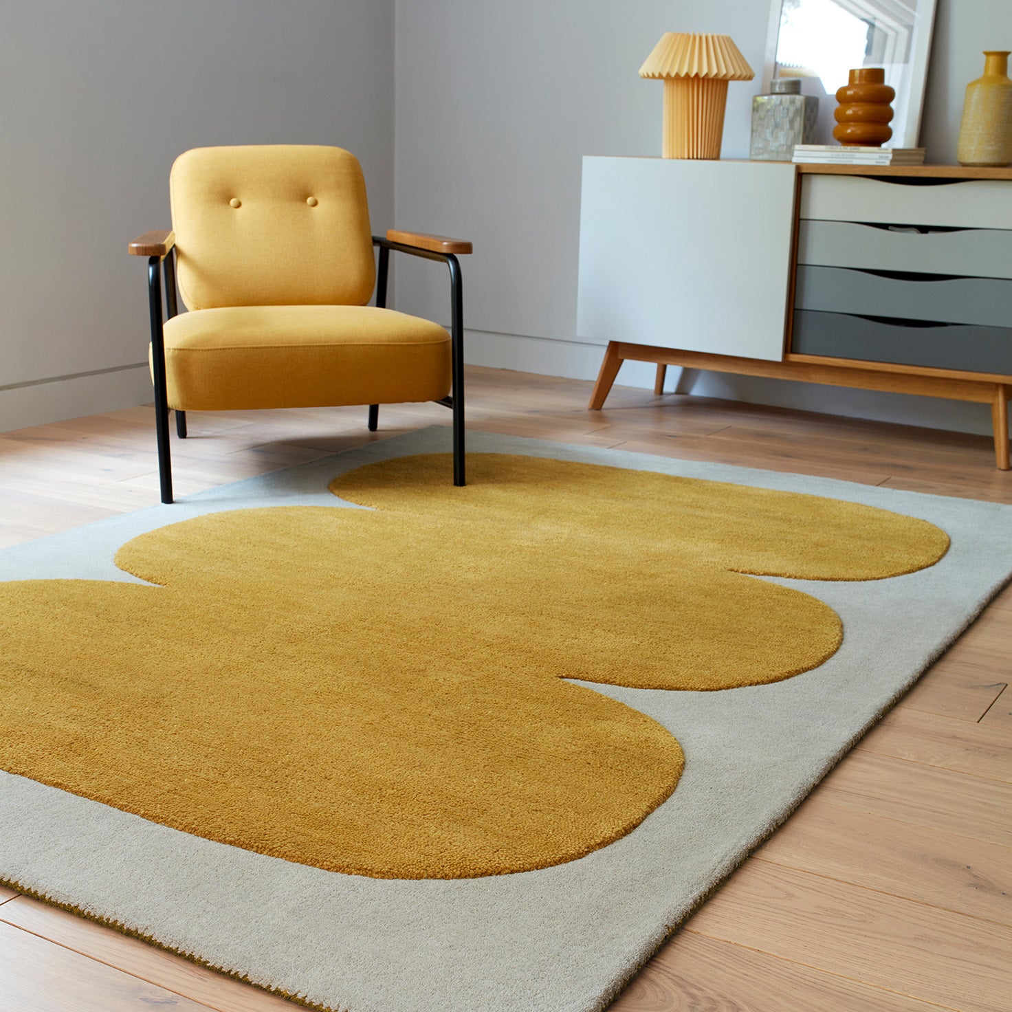 Abstract Yellow Sculpt Luxury Rug | WVH®