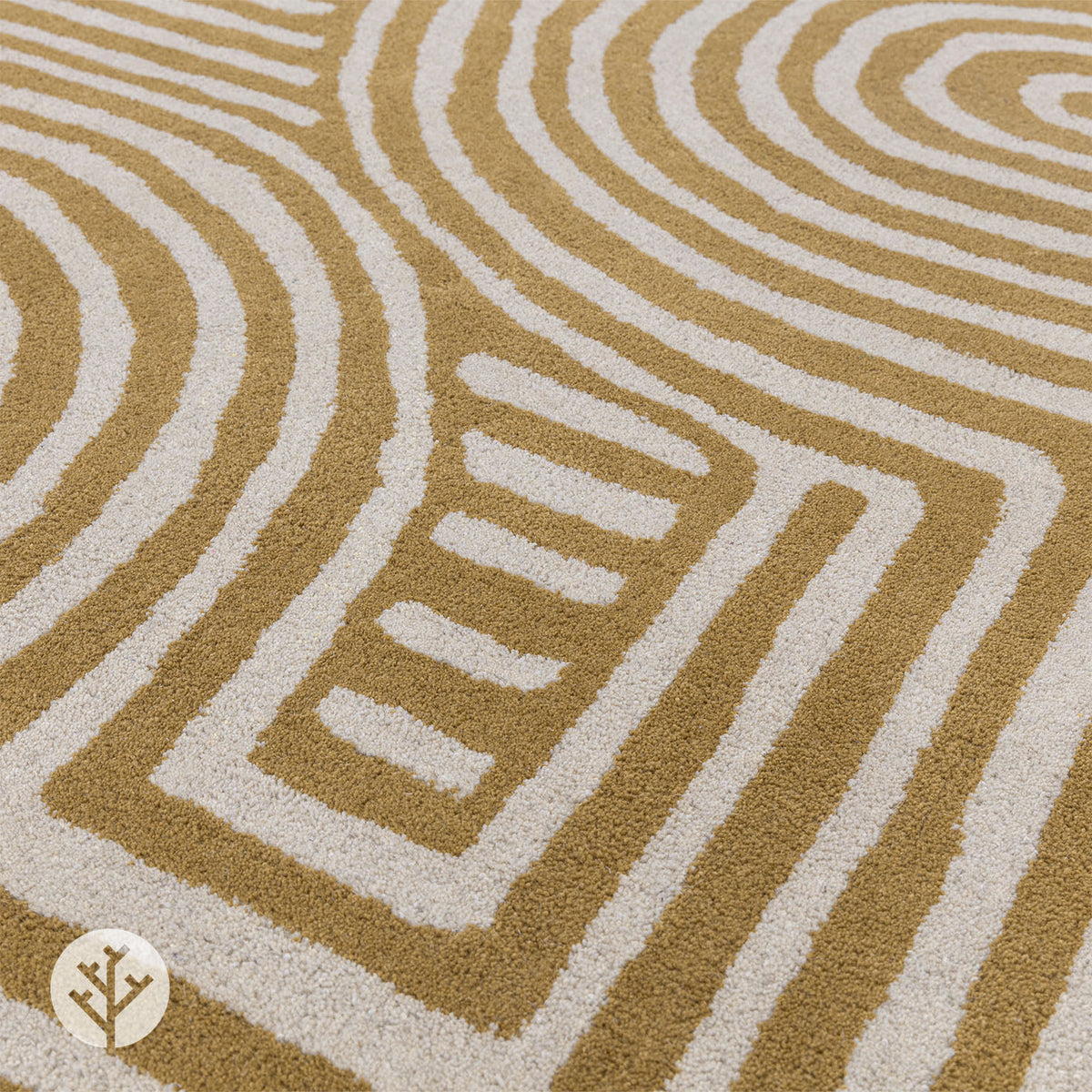 Cubi Ochre Curve Luxury Rug | WVH®
