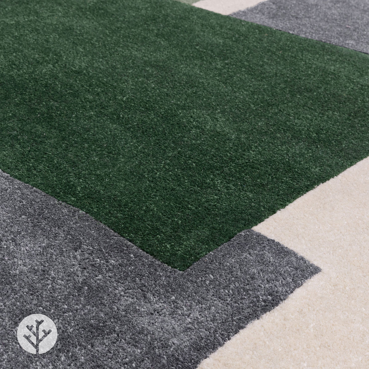 Retro Green Papercut Luxury Rug | WVH®