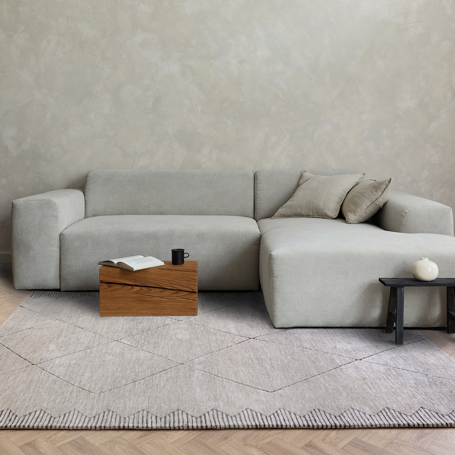 Shape Grey Diamond Luxury Rug | WVH®