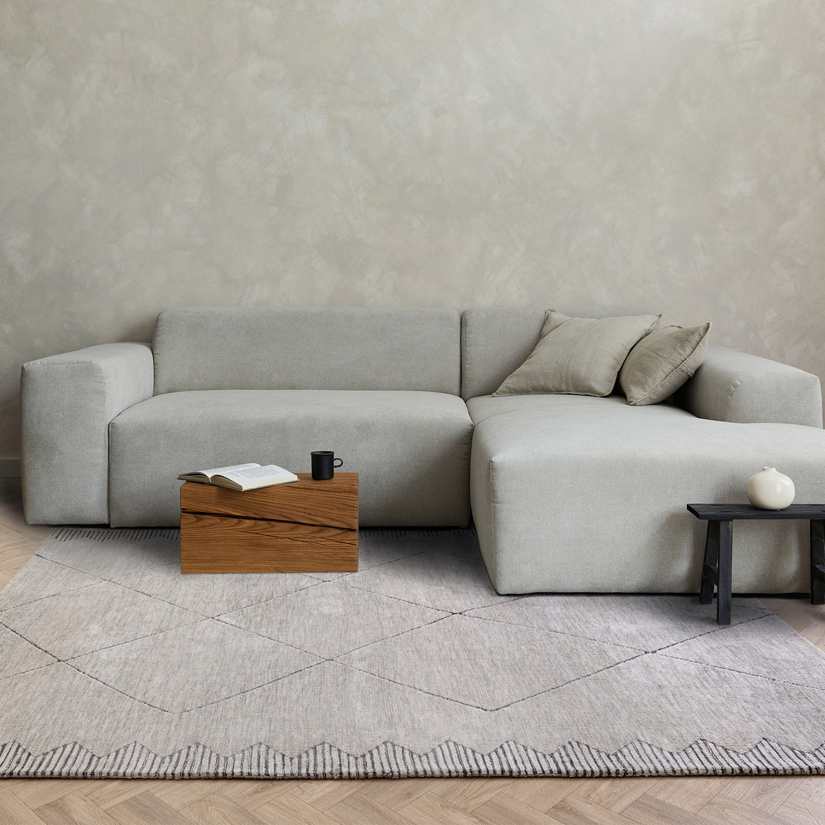 Shape Grey Diamond Luxury Rug | WVH®