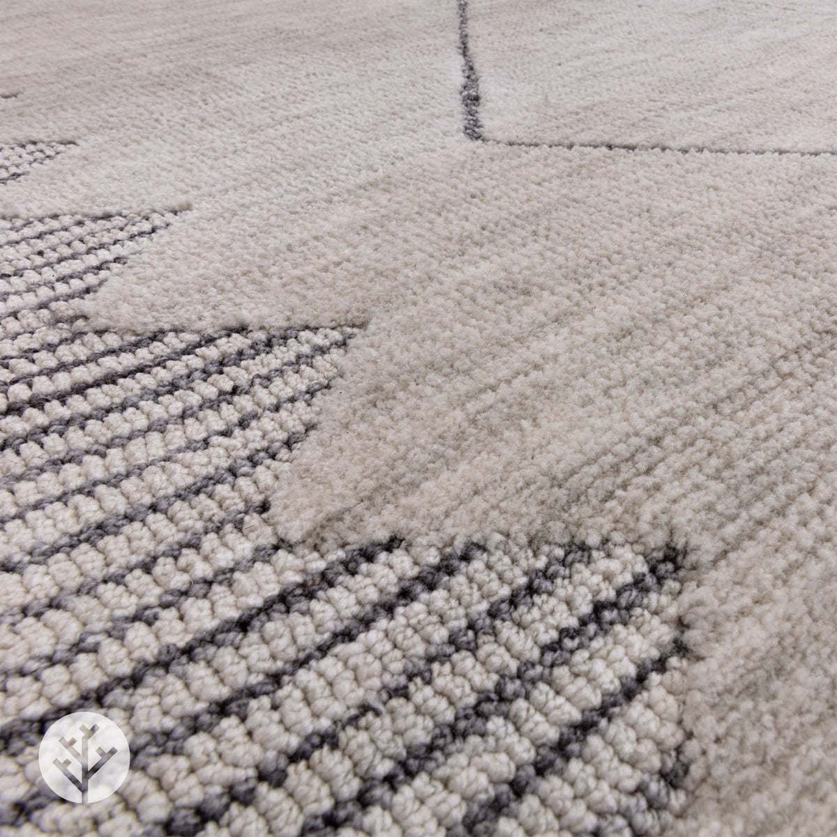Shape Grey Diamond Luxury Rug | WVH®
