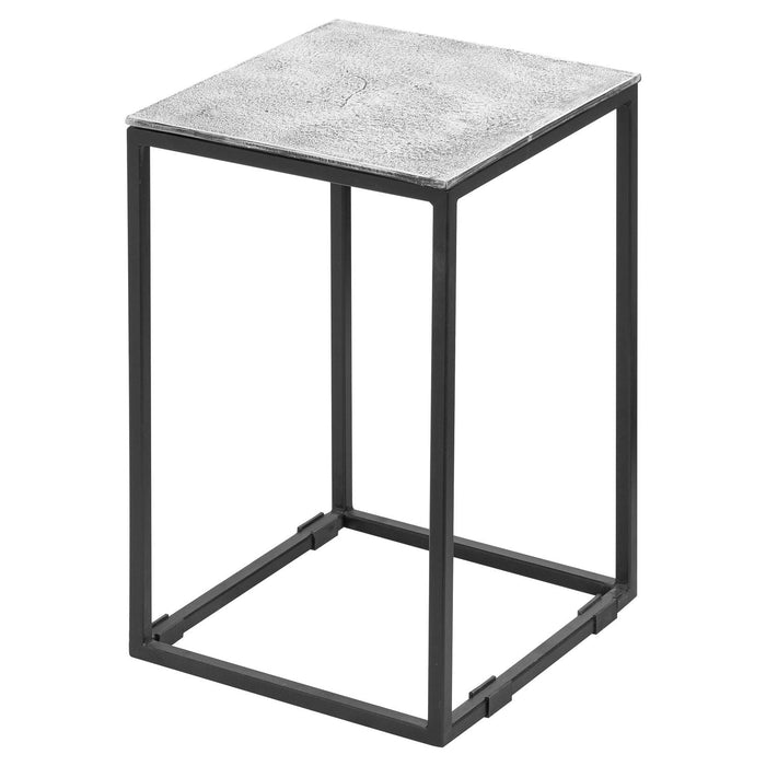 WVH™ | Farrah Silver | Aluminium Hand-Cast Nest of Three Tables