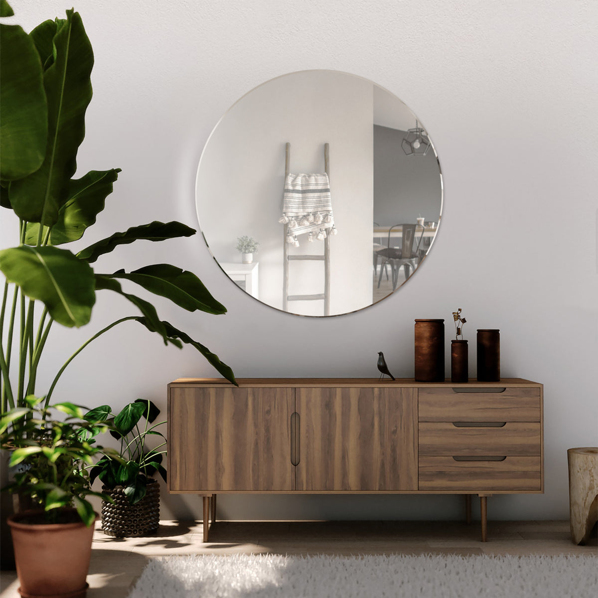 WVH® | The Frameless Round | Wall-Mountable Mirrors