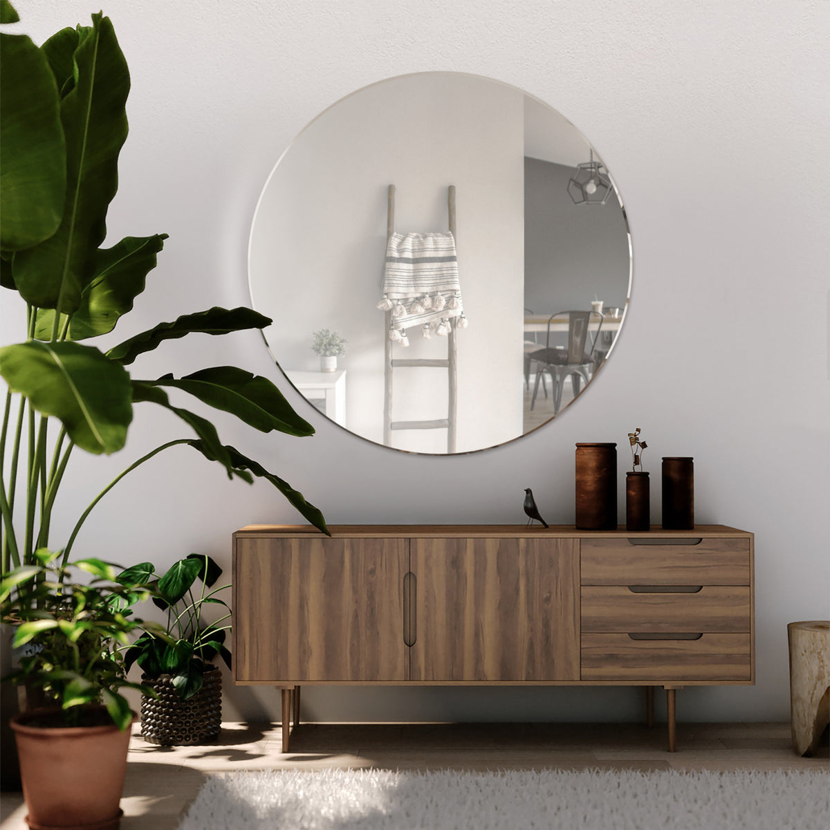 WVH® | The Frameless Round | Wall-Mountable Mirrors